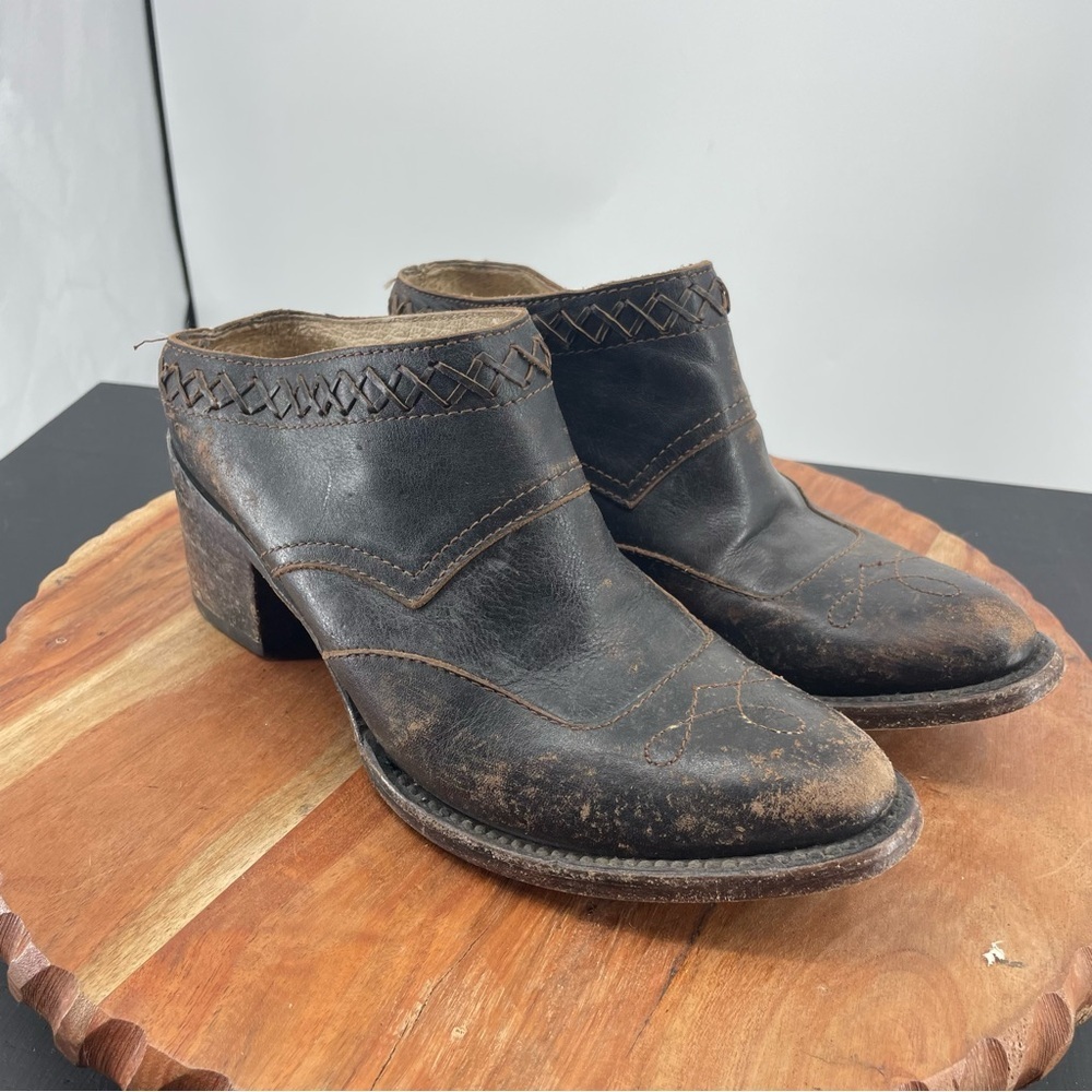 RARE Freebird By Steven Prisn Slip On Heeled Mules distressed Brown leather Sz 7